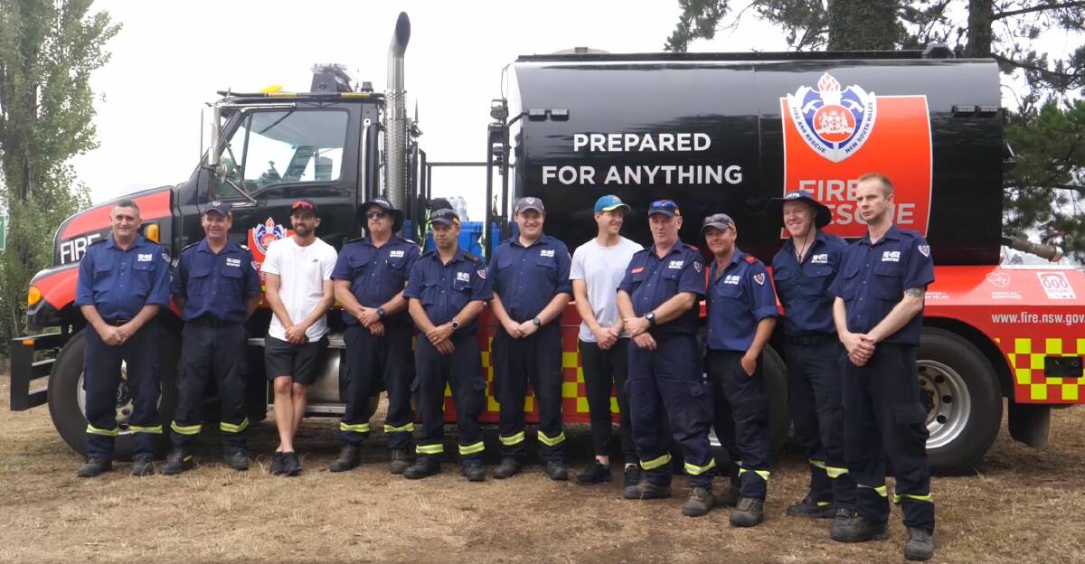 Australian Cricketers go into bat for Highlands firefighters