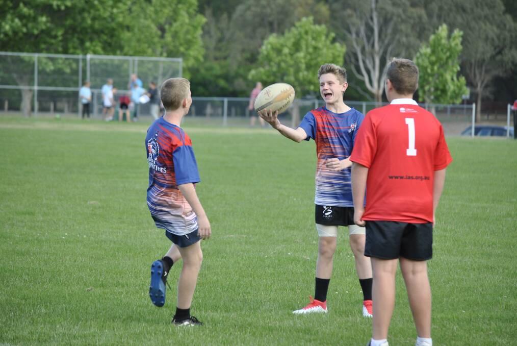 Ben Whyte (holding the ball) has been selected for a 12 month scholarship with the Illawarra Academy of Sport. 