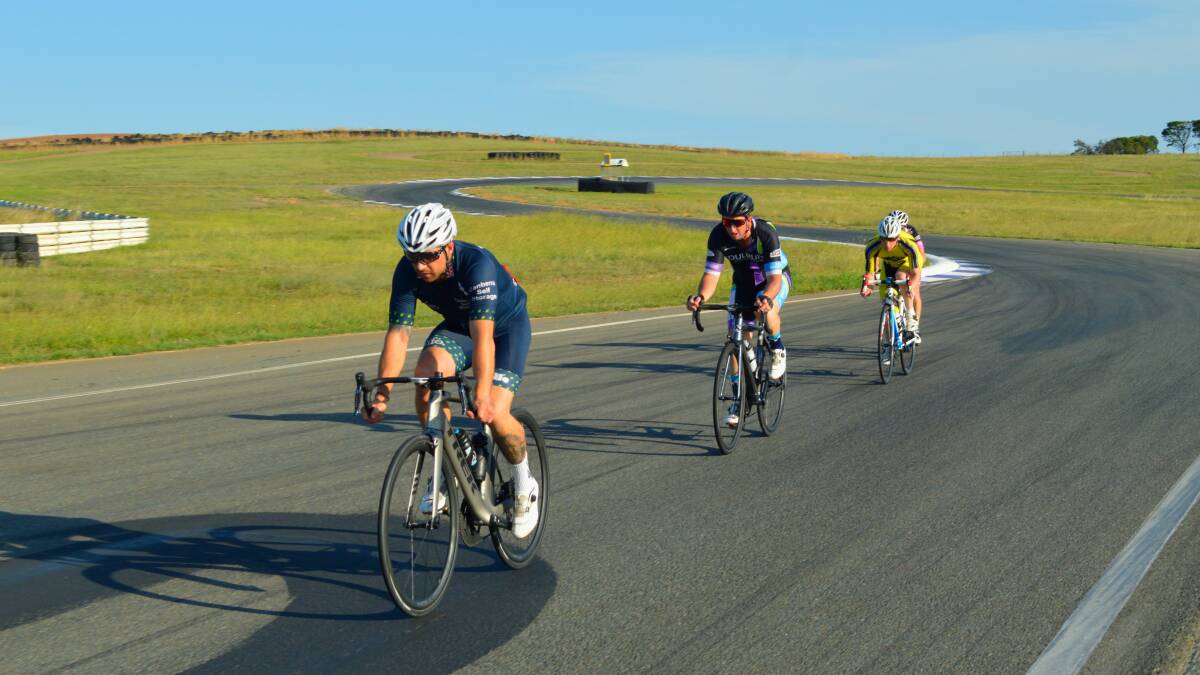 WEDNESDAY RACING: Two weeks ago, B Grade winner Corey Peterson leads Wayne Bensley and Lee Webb through the S bends at Wakefield Park in a highly competitive trial. Photo: David Carmichael.