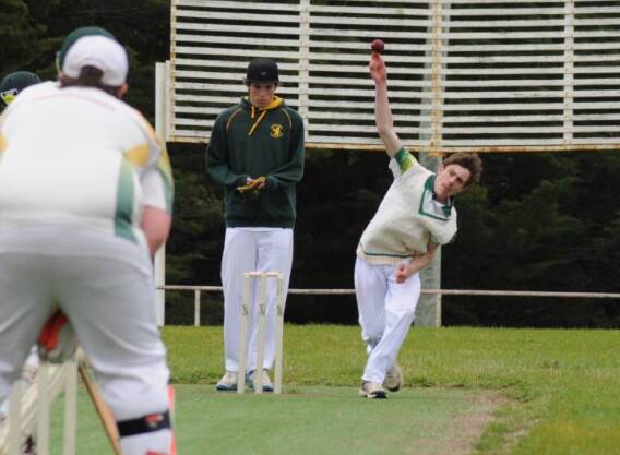FAST BOWL: Mittagong Lions player Nick Taylor Bowls for Mittagong in a previous third grade game this season. Photo: Lauren Strode.
