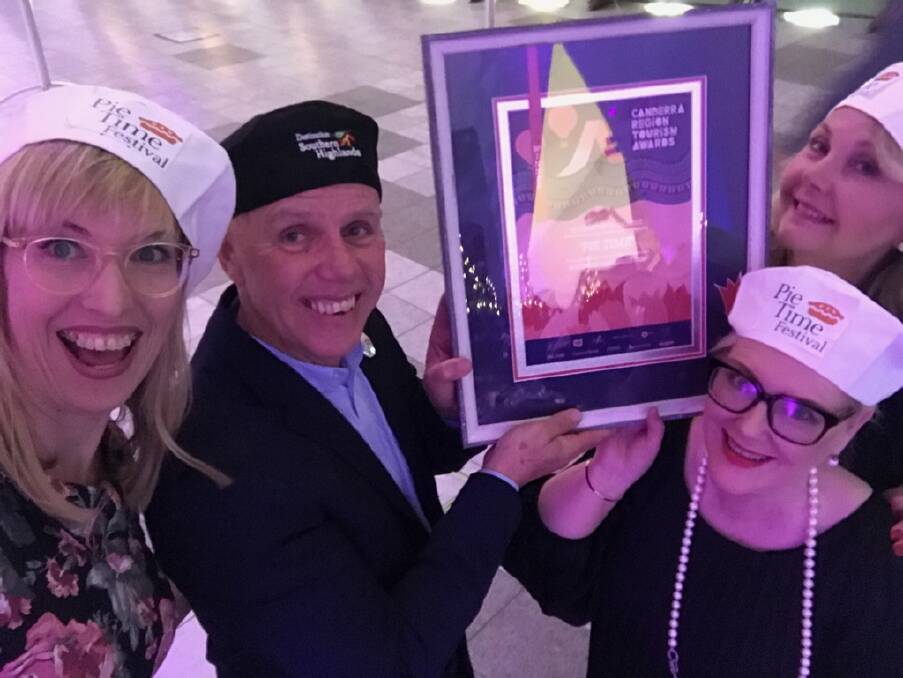 WINNERS: Melissa Ritchiew (WISDOM), Steve Rosa (DSH), Trish Bow (DSH) & Izabella Lane (DSH) at the 2017 Canberra Tourism Awards. 