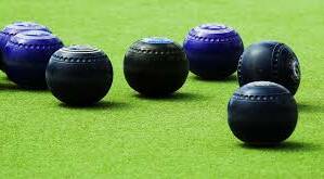 Cairns And Carlile take close win in social bowls game. Photo supplied. 