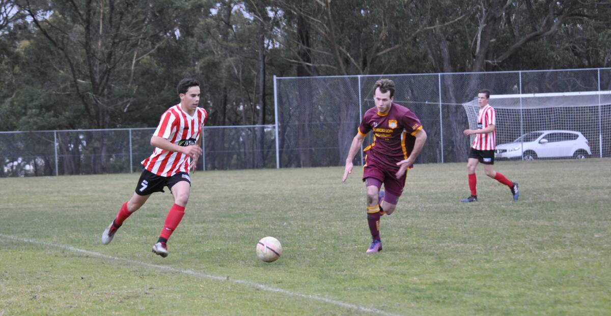 TOP SPOT: Rheece Denford looks to take the ball down the field for Moss Vale in the round nine premier league match against Robertson. Photo: Madeline Crittenden. 