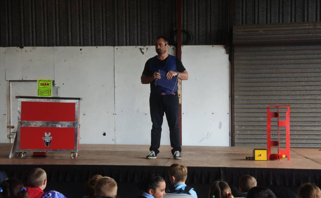 The Magic Jester Shayne Richards performing magic and comedy for primary school children at the 2017 Moss Vale Show. Photo: Claire Fenwicke