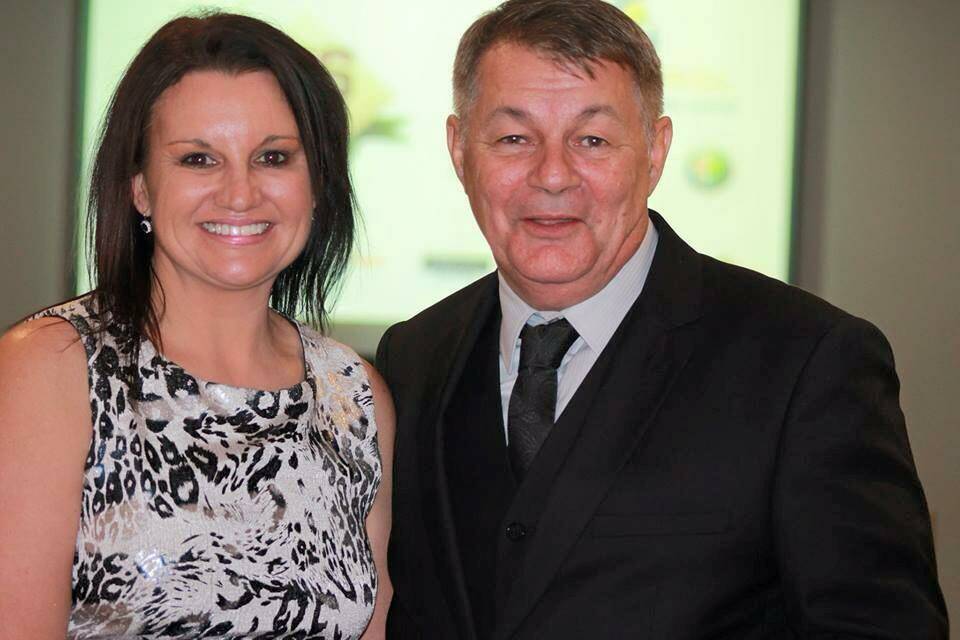 Jacqui Lambie and Queensland candidate Bob Davis. Picture: Facebook 