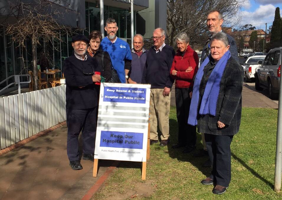 Public Health First members protested when Premier Gladys Berejiklian visited the Highlands on June 6. Photo: Lauren Strode