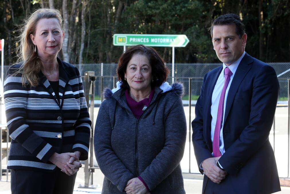 Mobile phone blackspots on Picton Road meant Hayette Hanna - with Cunningham MP Sharon Bird and Keira MP Ryan Park - took an hour to call emergency services after a crash that claimed her sister's life. Picture: Robert Peet