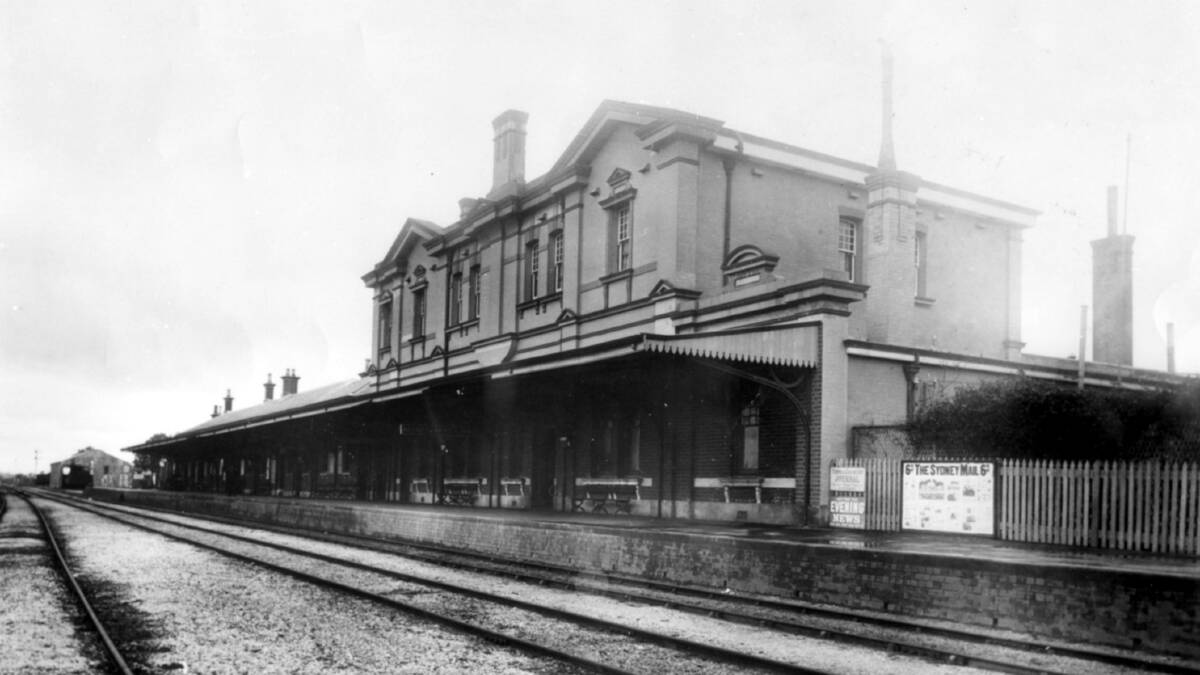 ELABORATE ADDITIONS: New Refreshment Rooms and platform awnings at Moss Vale in 1891. 