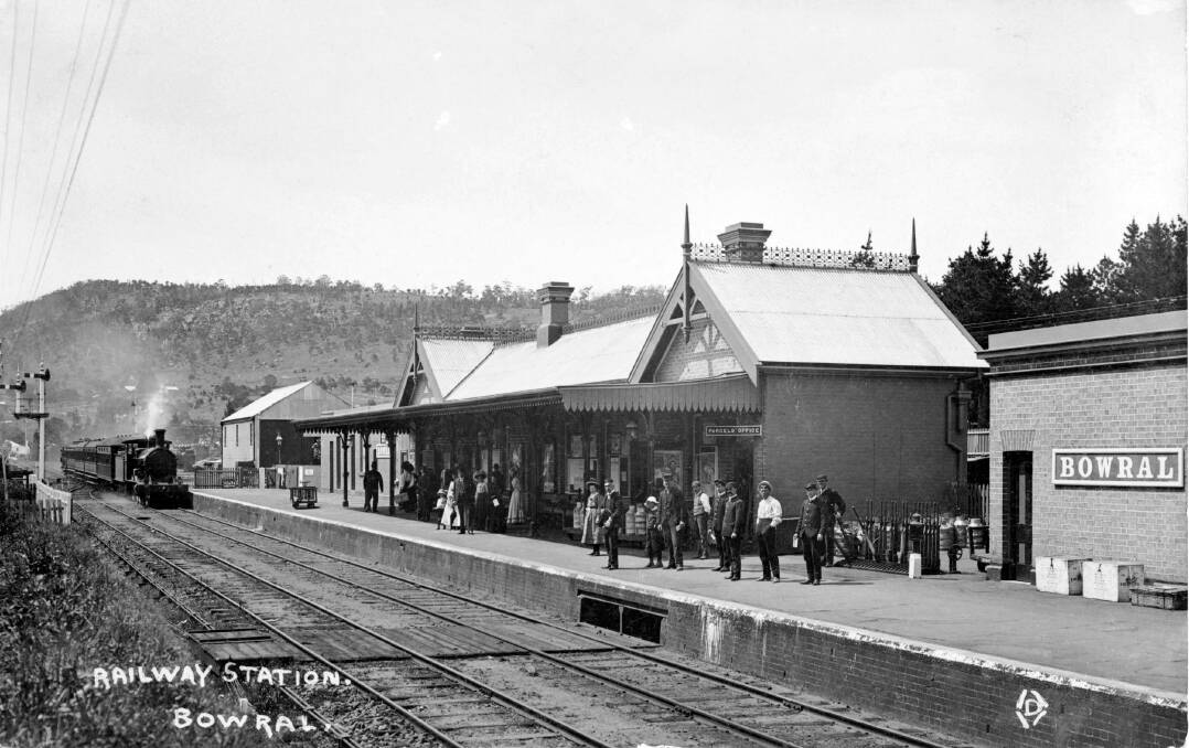 STEAM POWER: A passenger service from Sydney approaches Bowral Station, c1915.
Photo: BDH&FHS.