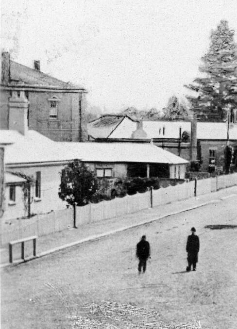 STYLISH: A side view, c1900, of Moss Vale’s police precinct built in 1880 on Bay St near the railway station. Photos: BDH&FHS.