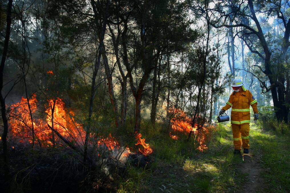 Highlands fire fighters remind residents to prepare their properties against the threat of bush fire. Photo: FDC