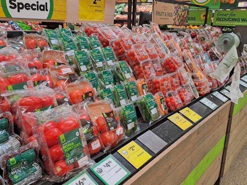 An audit has handed Australia's four largest grocery retailers a fail over their plastic packaging. (HANDOUT/AUSTRALIAN MARINE CONSERVATION SOCIETY)