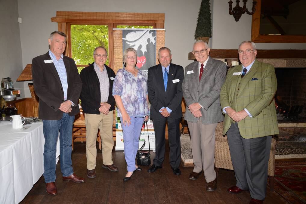 Former councillors Peter Reynolds, Phillip Yeo, Heather Carter, Gordon Lewis, David Wood and Garry Barnsley at Centennial Vineyards to support "Reunion Time". 
	Photo by Roy Truscott