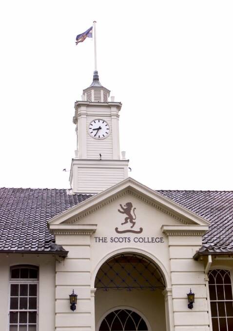 SPECIAL 11231 Scots College;Sun Herald news;Pic Dallas Kilponen;14th December 2001.

Pic shows Scots College in Sydney s Eastern Suburbs.
