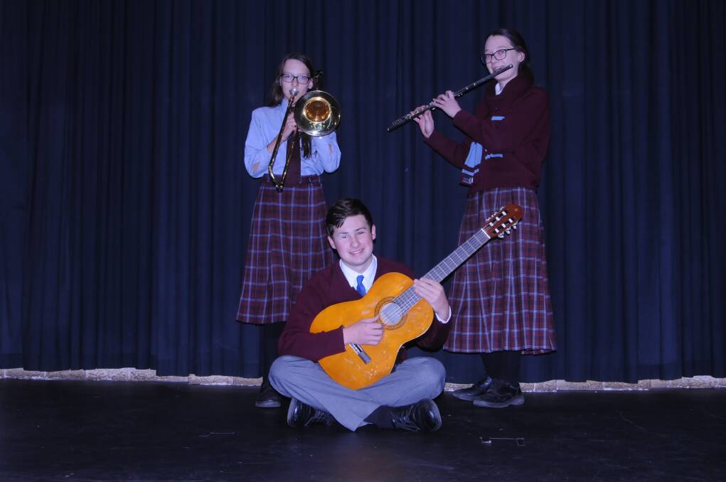 Jessica, Michaela and Ben Malone were the 2016 winners of the Southern Highlands Classical Music Club's grant. Photo by Lauren Strode