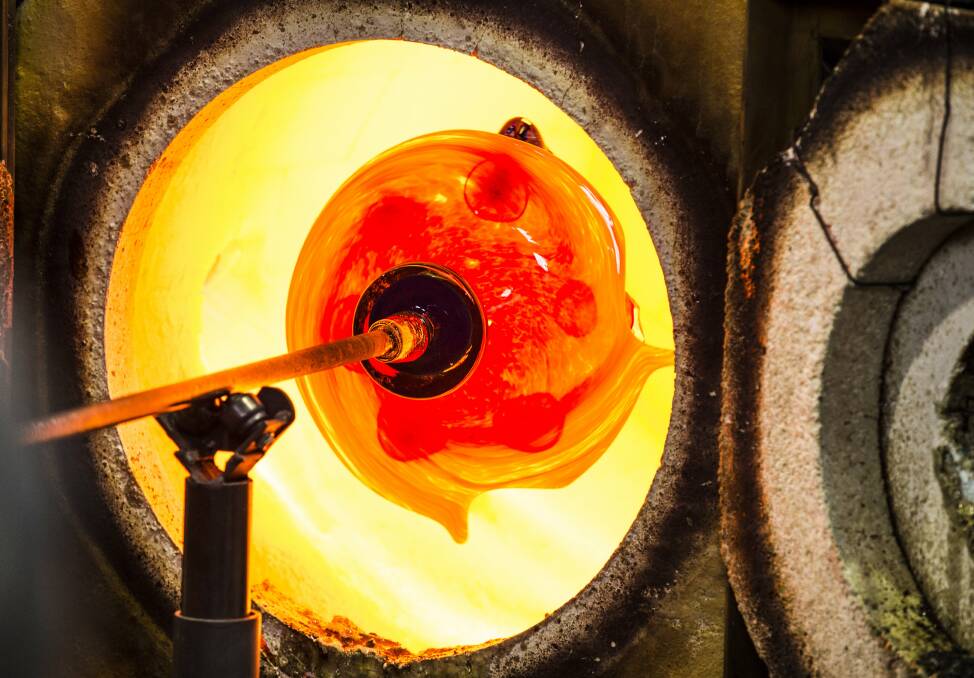 The process of glass blowing at the Canberra Glassworks. Fairfax image.
