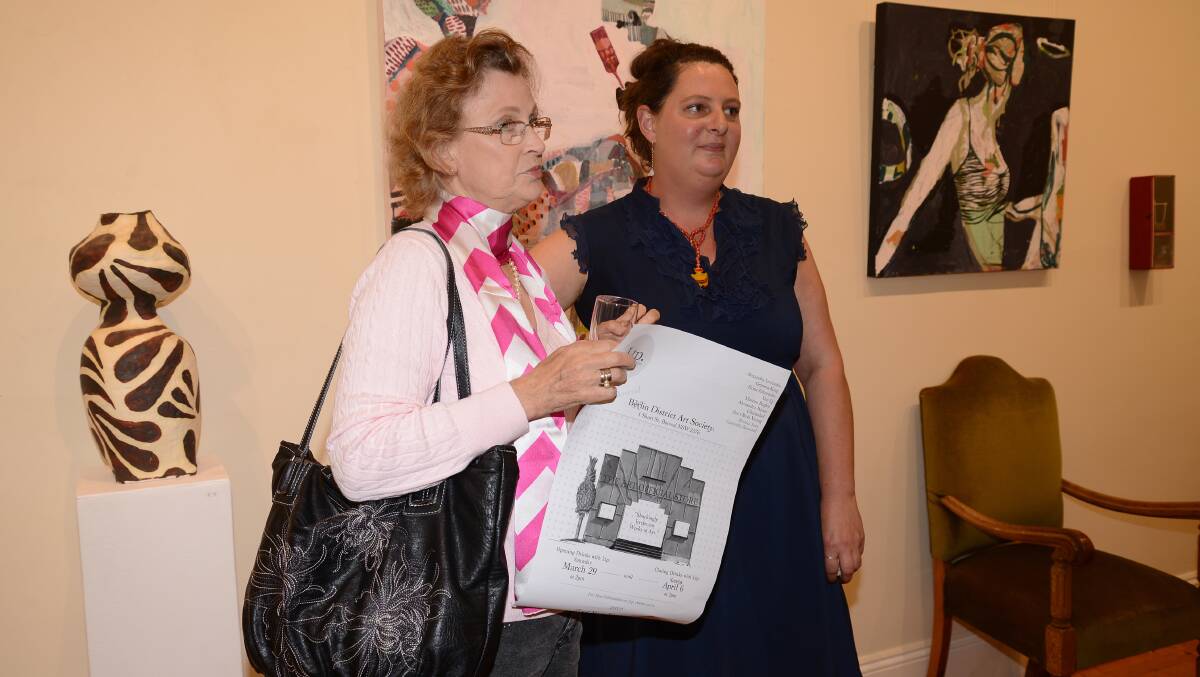 Two of the artists being displayed were Yvonne Vaja-Blucher and Alexandra Lewisohn checking out some of the other works.
Photo by Roy Truscott