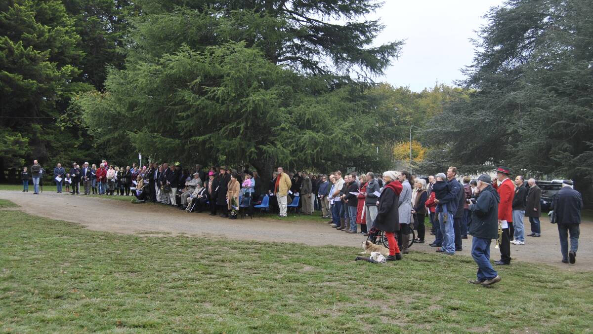 The crowd at Exeter Park for the ANZAC service. Photo by Dominica Sanda
