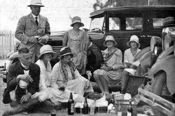 PICNIC LUNCHEON: Mrs Dangar's Guests, 1929. Photos from The Sydney Mail (published by The Sydney Morning Herald)