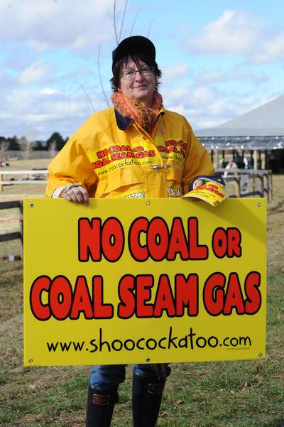 Shoo Cockatoo's Virginia Ellsmore with her sign "No Coal or Coal Seam Gas".  Photos by Roy Truscott