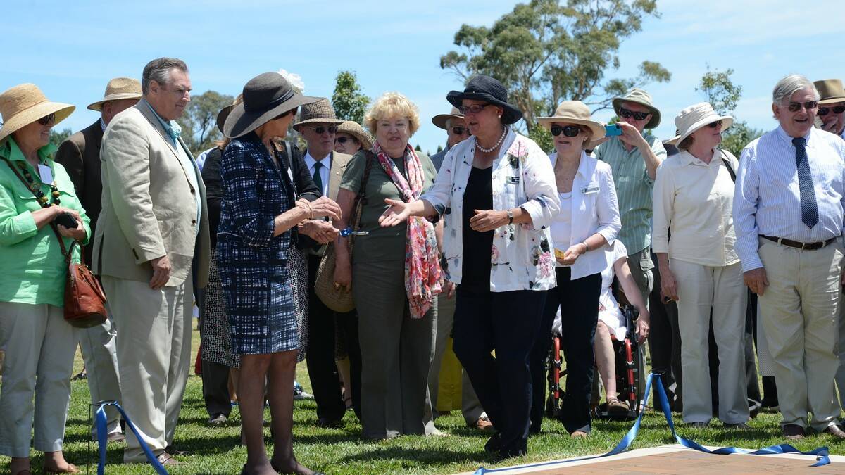 The Southern Highlands Botanic Gardens officially opened and Mary Poppins landed in a permanent position at Glebe Park.