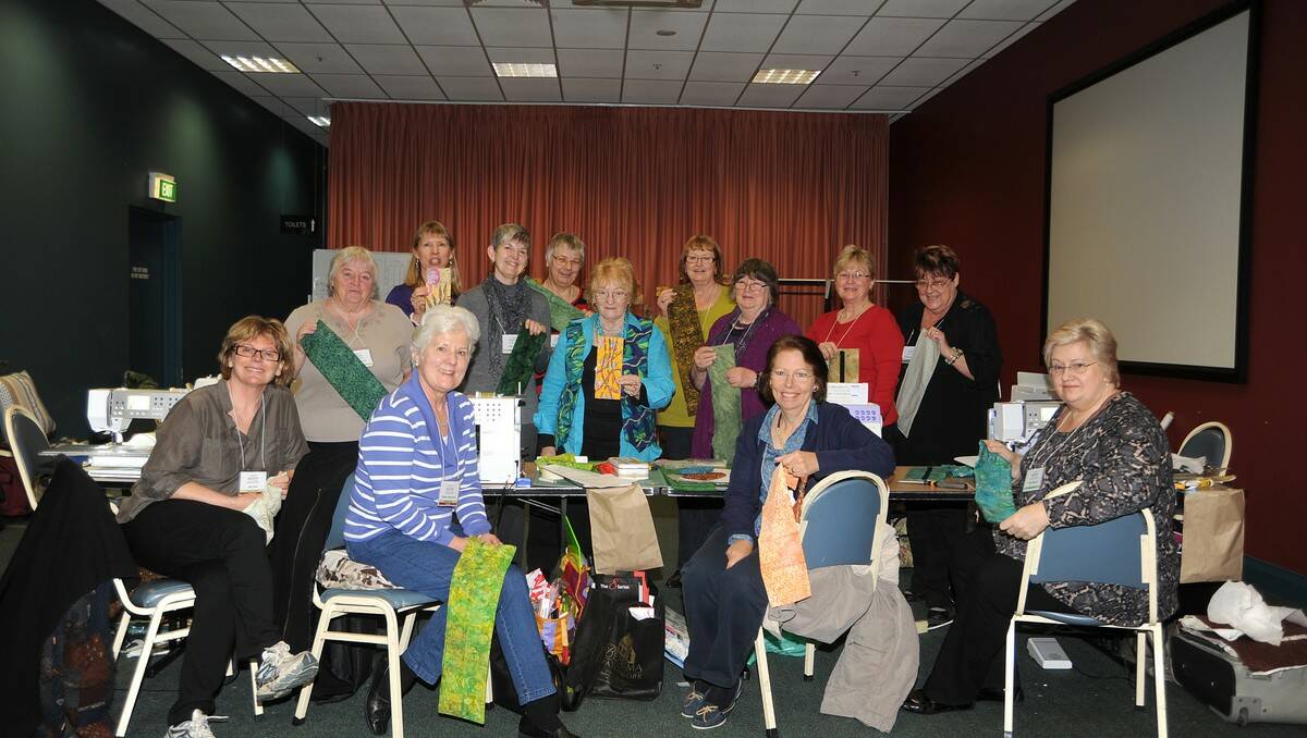 The whole of the garden trellis class that was instructed by Sue Dennis.