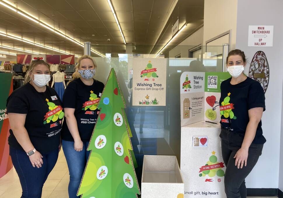 Crystal Tonkin-Bondley, Bronwyn Hogan and Sammantha Favot want to involve the community with supporting families in need and spreading Christmas cheer. Picture: Briannah Devlin 