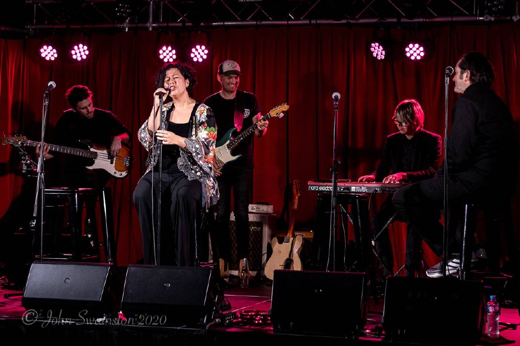 Mahalia Barnes and The Soul Mates will be kicking off performances at the Bowral Bowling Club. Picture: Supplied 