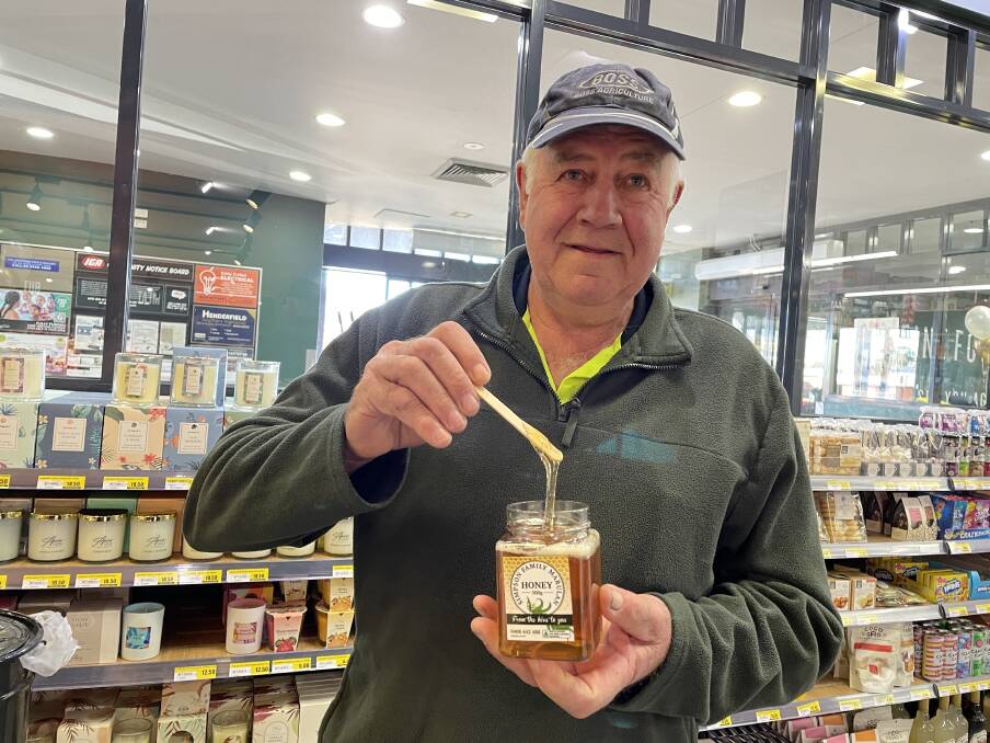 People got to taste Peter Simpson's honey. Picture by Briannah Devlin