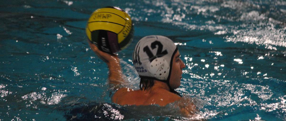 Water polo has proven to be a popular sport in the Highlands but its growth is severely restricted by pool avaliabilty. Photo: SHWP