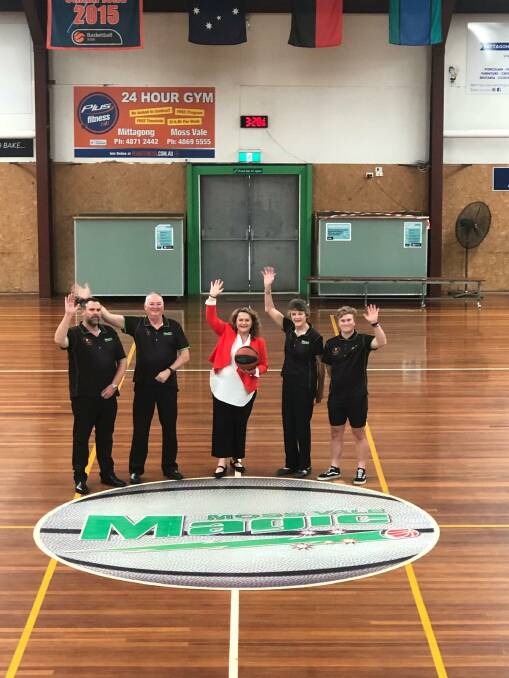 Goulburn MP Wendy Tuckerman with Moss Vale and District Basketball Association members. Picture: supplied