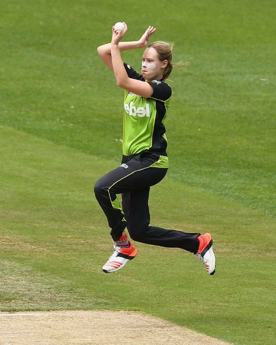 SCORCHING LEFTIE: Lauren Cheatle and her rocket left arm are back in the lineup for the series against New Zealand. Photo: FDC
