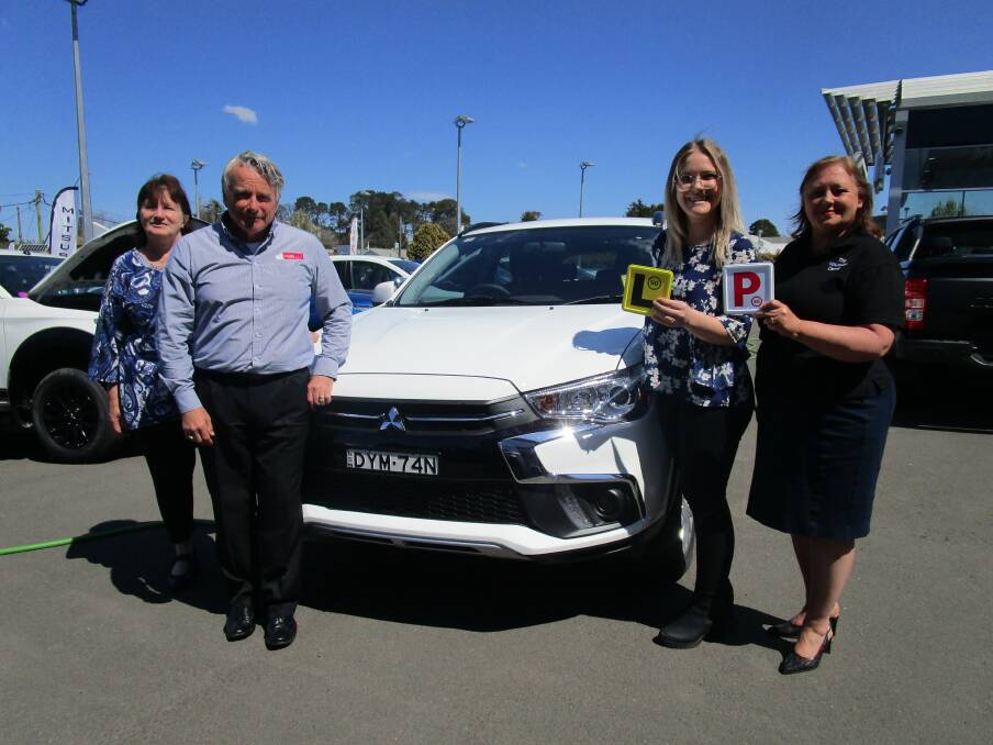 Bronwyn Colcott (VolWing), Ross Taylor (Moss Vale Motor Group), Samantha Hubbard (St Vincent de Paul Society) and Helen Wooby (VolWing).