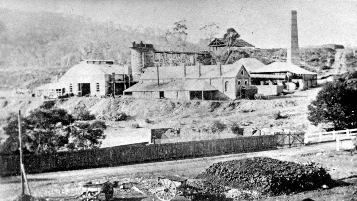 Second site: Fitz Roy blast furnace and workings that opened in 1865. Left: Attraction: The abandoned site was popular for outings, this photo taken 1913.