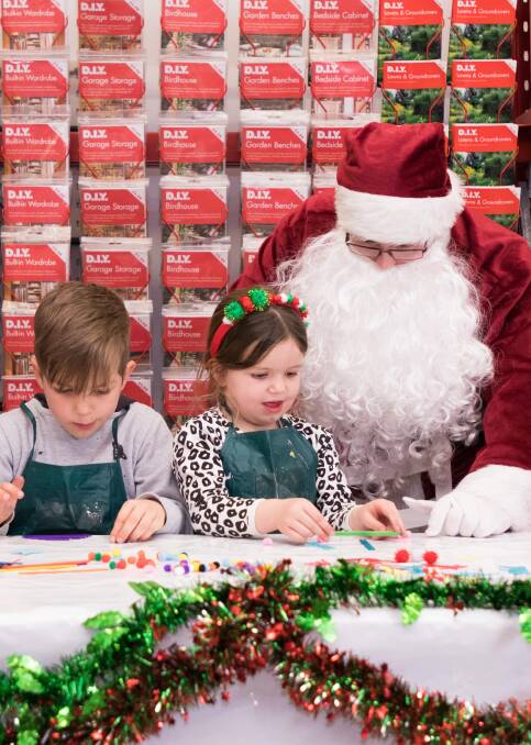 Christmas crafts at Bunnings. Photo: supplied