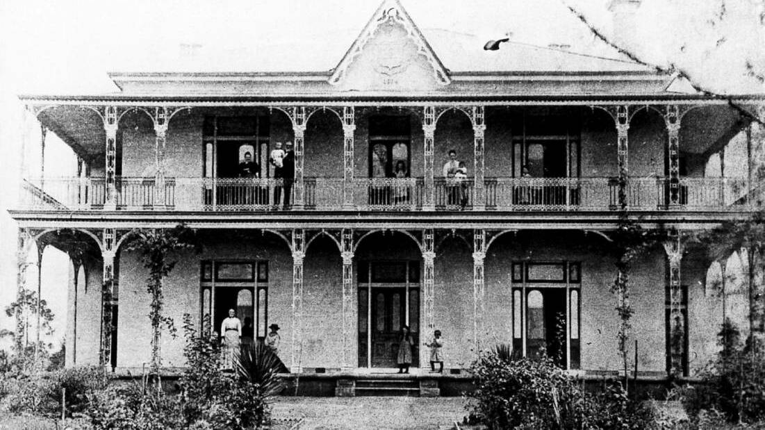 STYLISH HOME: Patrick and Sarah Shepherd with some of their children at Lindesay Hall, Colo Vale, 1890s. Photo: Una Price collection.