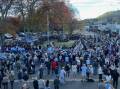 More than a thousand people gathered for the Bowral Day Service. Picture by Jackie Meyers