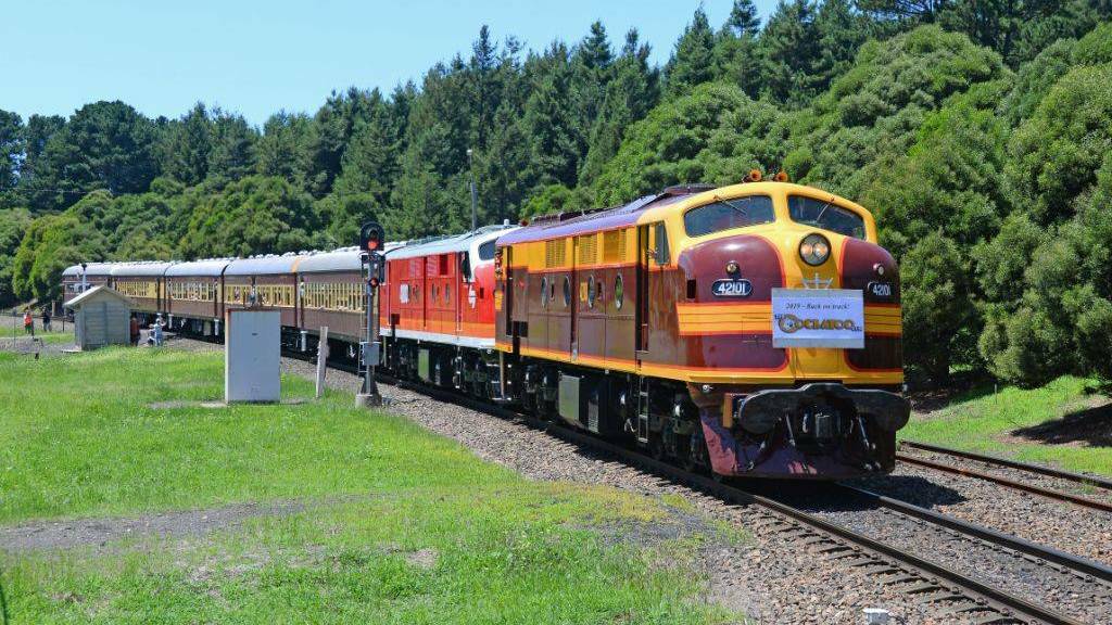 From cabarets to vintage trains, check out what's happening in the Southern Highland this weekend