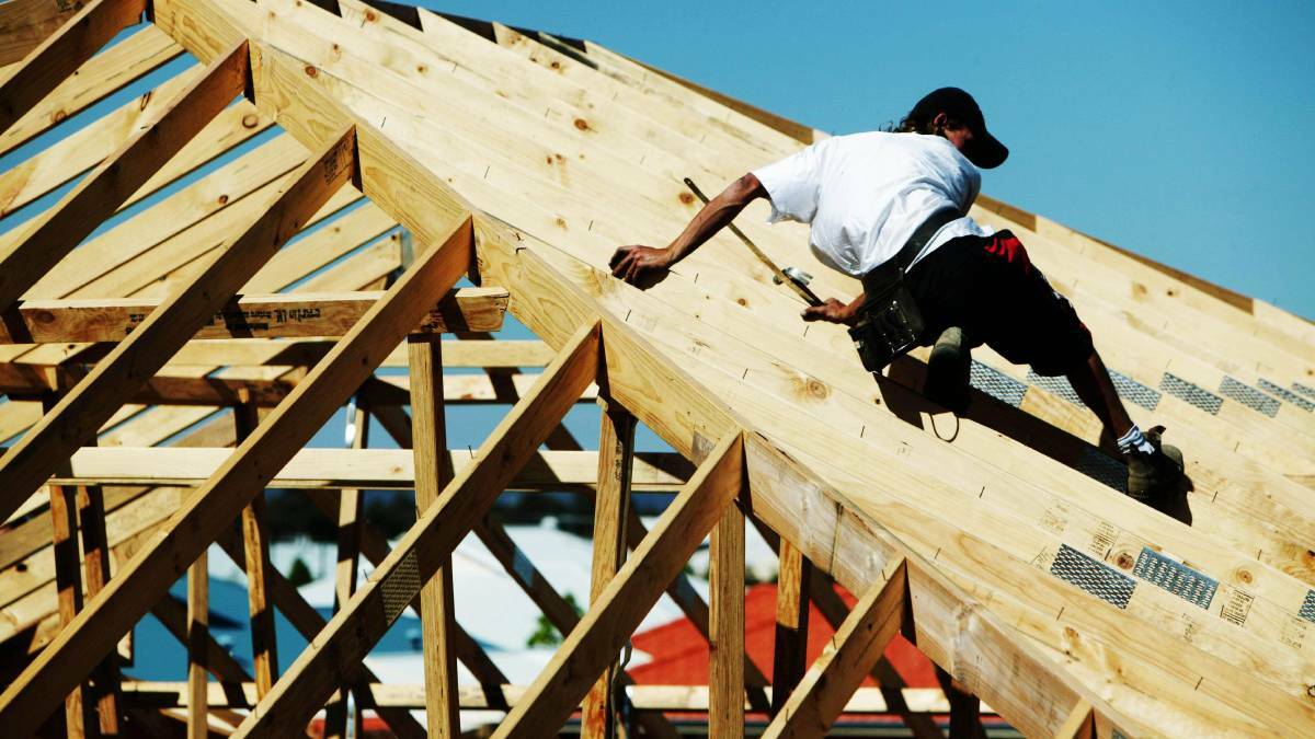 Licence fees waived across the trades and construction sectors