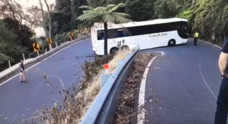 According to a Traffic Management spokesperson, coaches occasionally get stuck but sometimes the drivers can maneuver themselves out of a tight squeeze.