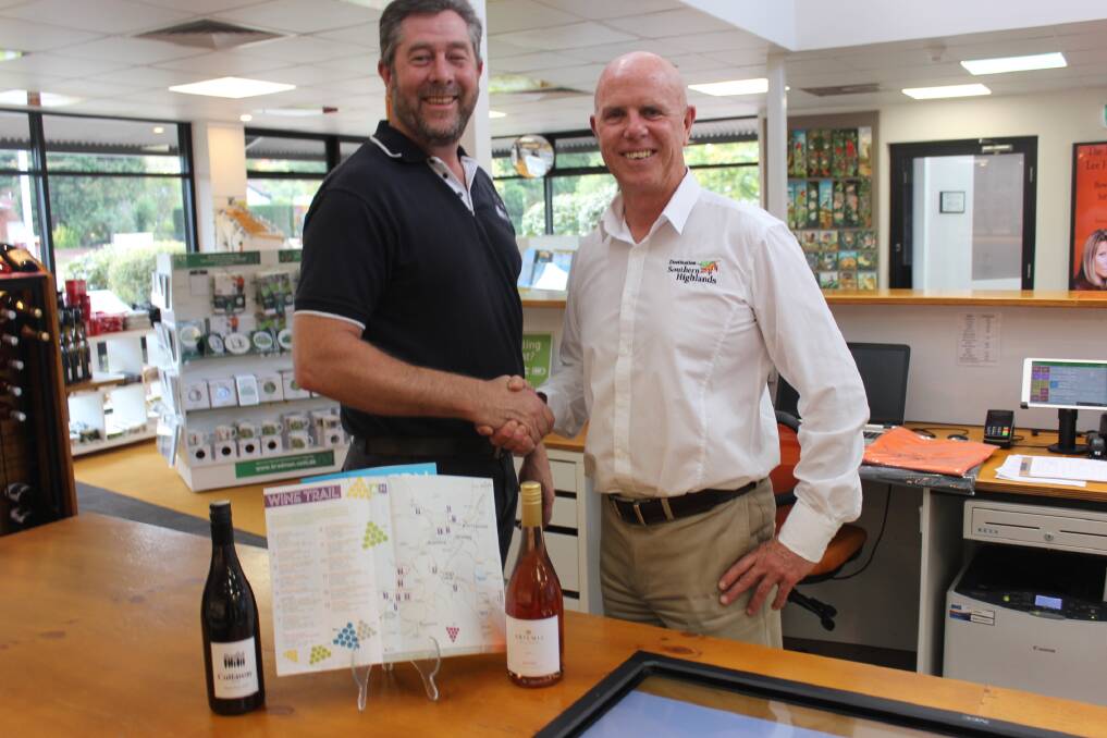 Southern Highlands Food and Wine Association president Mark Bourne (left) with Destination Southern Highlands manager Steve Rosa. 