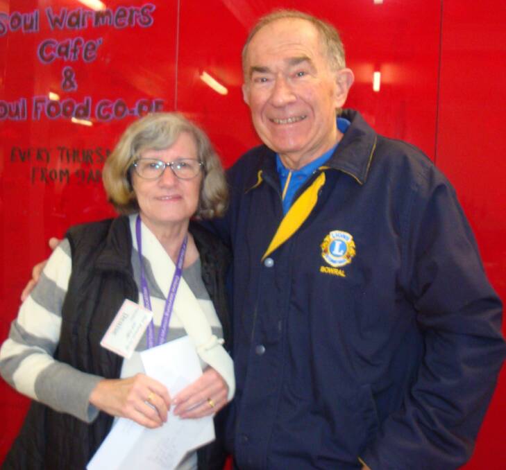 Highland Grace's Denise Woods and Bowral Lions Club's Bill Bransom. Photo: supplied.