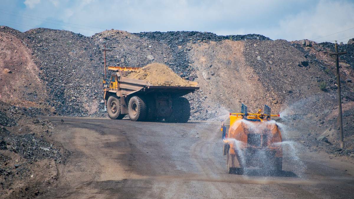 One in five female workers in the FIFO mining sector reported having experienced sexual assault. Picture: Shutterstock