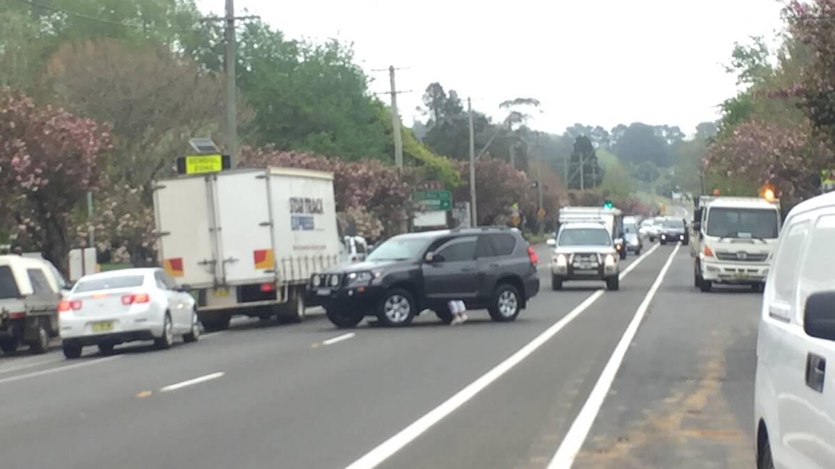Two car crash slows traffic on Illawarra Highway in Robertson