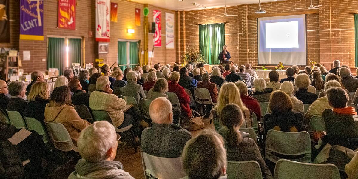 The last Winter Seminar in 2018, with a packed audience. Photo: John Swainston