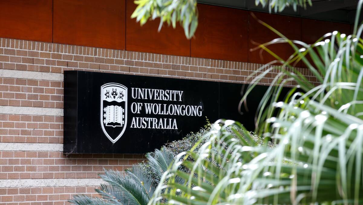 Is Wollongong uni in the red to the tune of $48 million? Unions say no