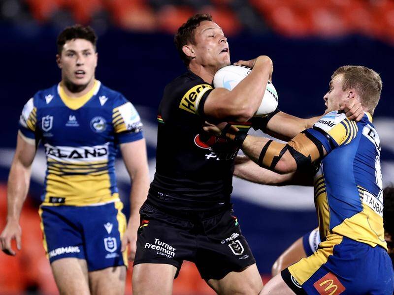 Parramatta's Joey Lussick (r) has signed a three-year deal with Super League champions St Helens.