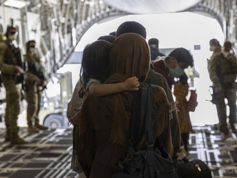 Almost 1700 people have been lifted out of Afghanistan as part of Australian evacuation efforts.
