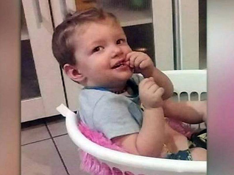 A Queensland coroner has condemned child welfare officials' handling of toddler Mason Lee's case.