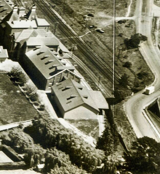 ROAD OVER RAIL: The Hume Highway railway crossing bridge near Maltings, c1950.
